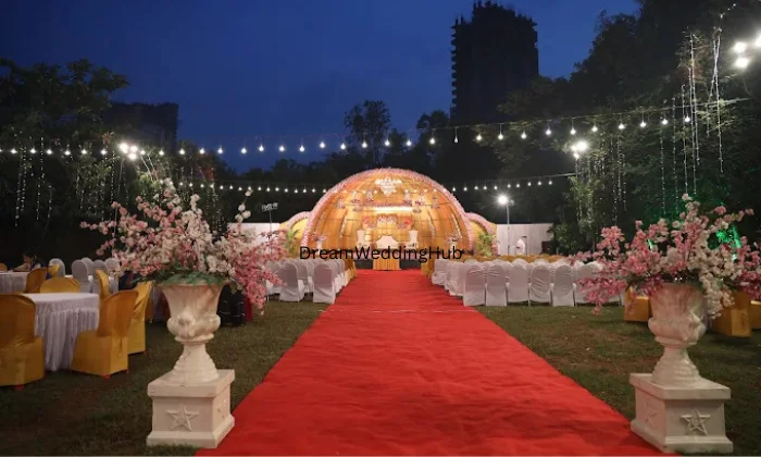 Silver Palms Wedding  Party Lawn